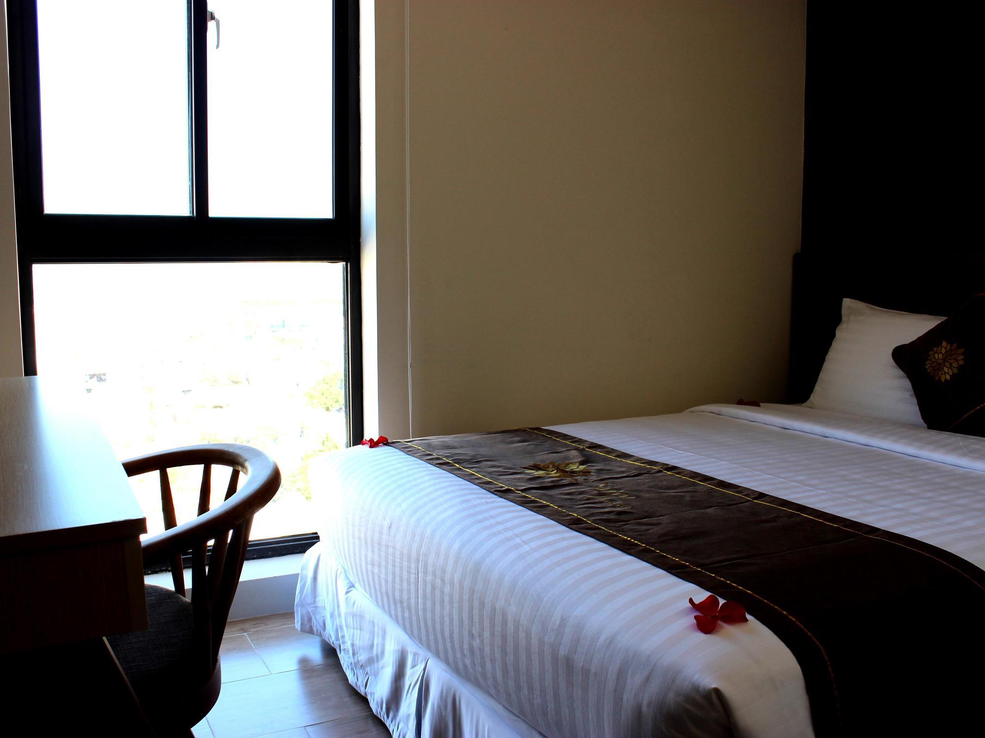 Daisy Hotel Nha Trang Exteriör bild