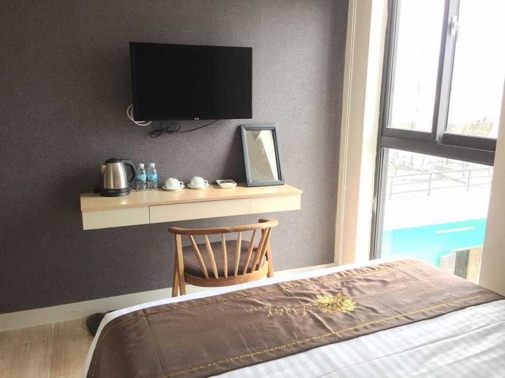 Daisy Hotel Nha Trang Exteriör bild