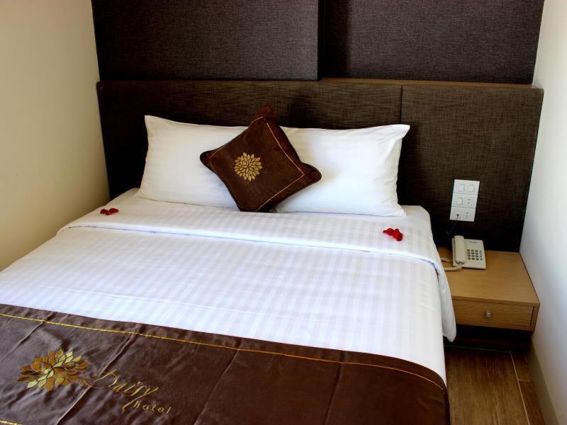 Daisy Hotel Nha Trang Exteriör bild